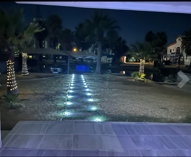 อลูมิเนียมกลางแจ้งถนนพลังงานแสงอาทิตย์ Studs Deck Lights 110 * 22.5mm 140MAH สำหรับ Garden PathWay