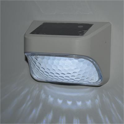 การติดตั้งง่าย โซลาร์ โดค สวนแสง 150mA 6 pcs LED สําหรับลานรั้วกลางแจ้ง