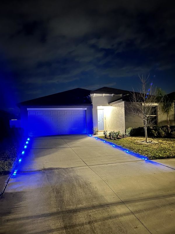 107*95*23mm ไฟไฟฟ้าพลังแสงอาทิตย์ LED แผ่นดินแสงสะท้อนแสง เส้นทาง