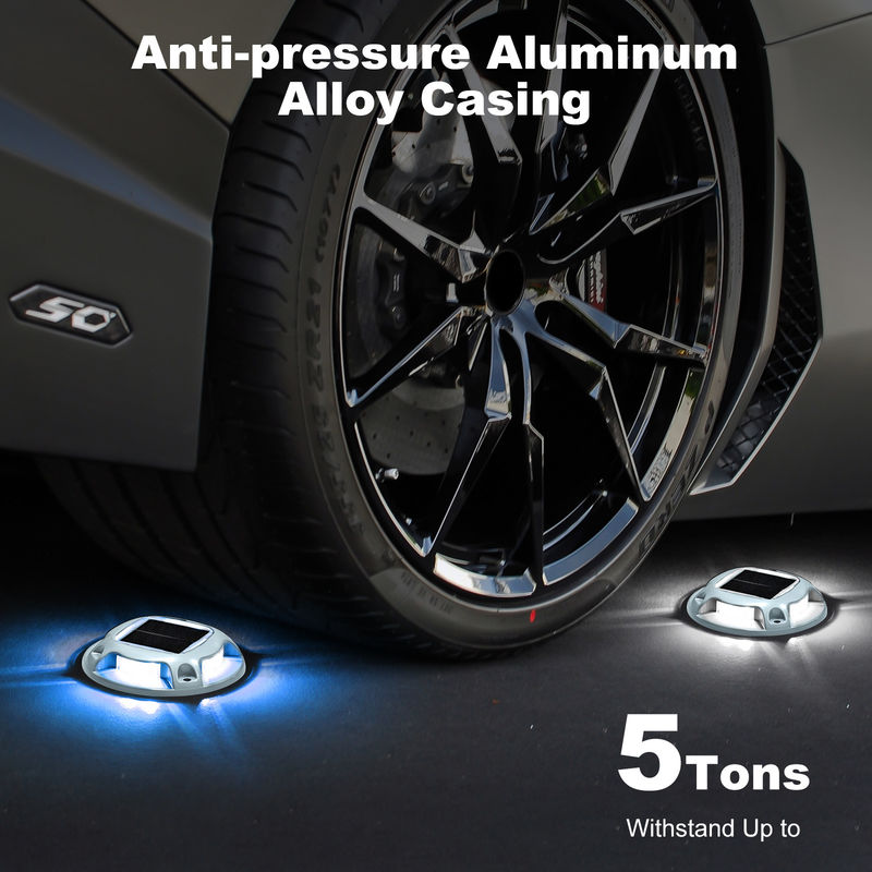 ประหยัดพลังงาน โซลาร์ เด็ค ไลท์ อลูมิเนียม วัสดุ PC สีขาว 20 ชั่วโมง เวลาทํางาน