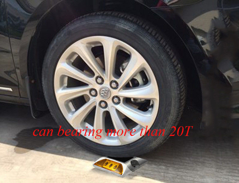 แสงสะท้อนแสงแสงอาทิตย์ LED Road Marker Light Stud Lamp แสงสะท้อนแสงแสงอาทิตย์