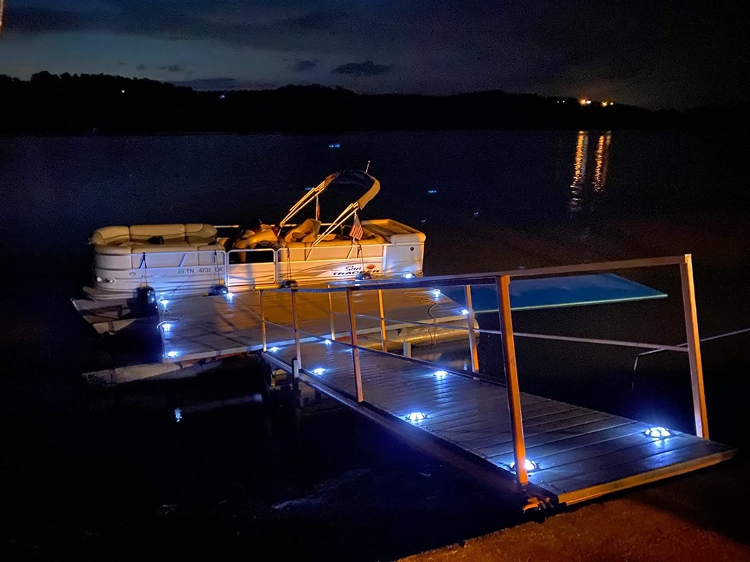 ระวังภายนอก LED ไฟแสงอาทิตย์ทางเดิน Dock ไฟแสงอาทิตย์บันไดสําหรับทางเท้า สวนทางลาน