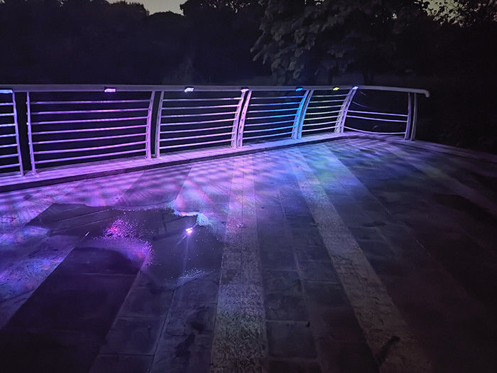 ไฟ LED สวนทนทาน 150g พร้อมแบตเตอรี่ความจุ แบตเตอรี่ลิธีอุตสาหกรรม 3.7V / 51200MAH