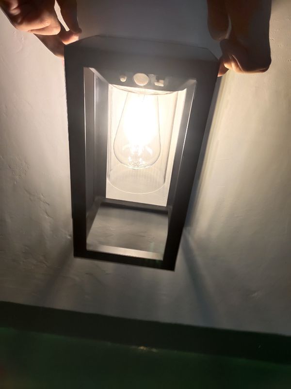 ไฟกลางแจ้งที่ทันสมัย IP65 กันน้ํา 5CCT ปรับผนัง Sconce ปรับความมืด Led Wall Lamp สําหรับสวน