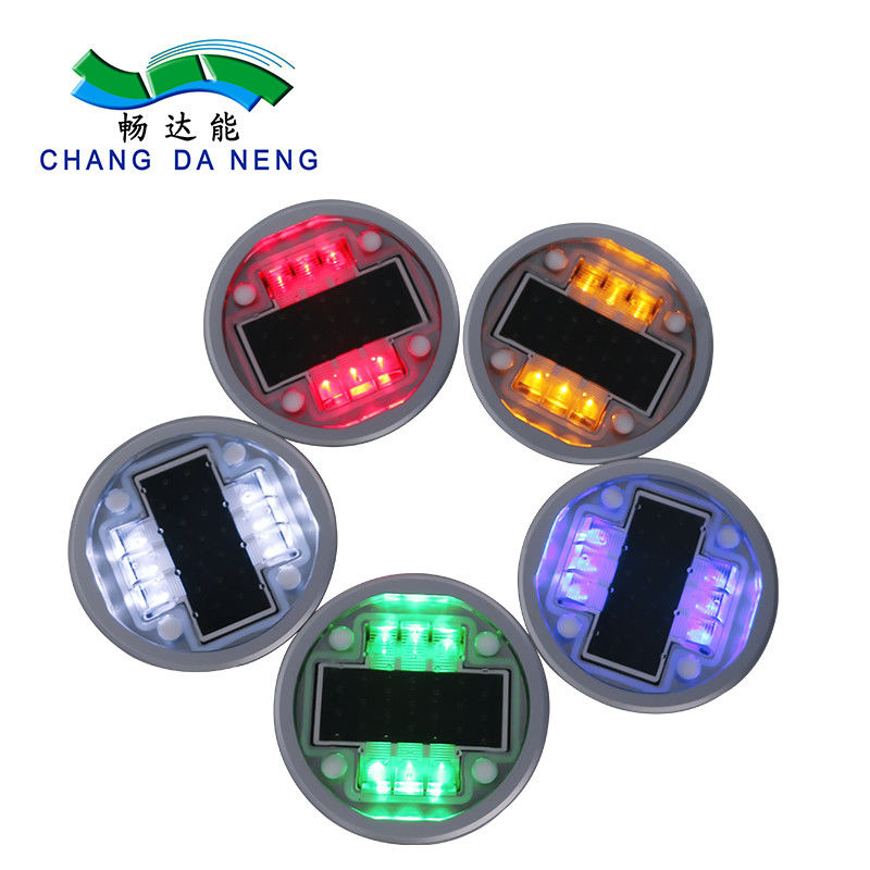 2V Voltage LED Solar Powered Road Studs IP68 สําหรับสภาพอากาศที่มีอุณหภูมิและความดัน