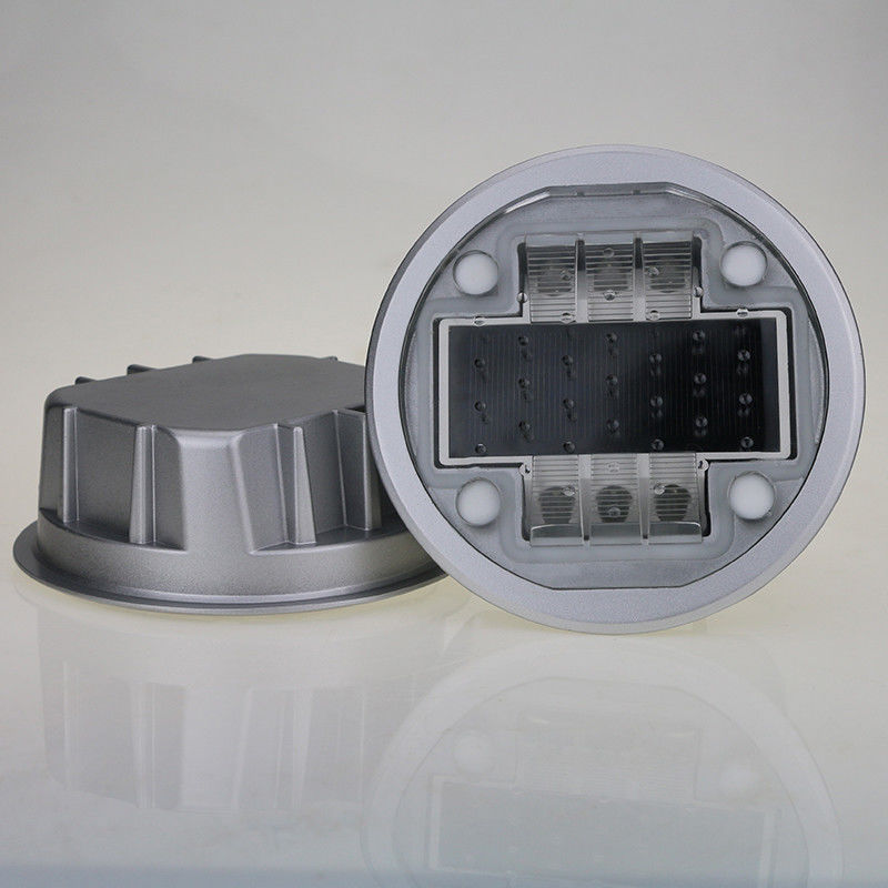 2V Voltage LED Solar Powered Road Studs IP68 สําหรับสภาพอากาศที่มีอุณหภูมิและความดัน