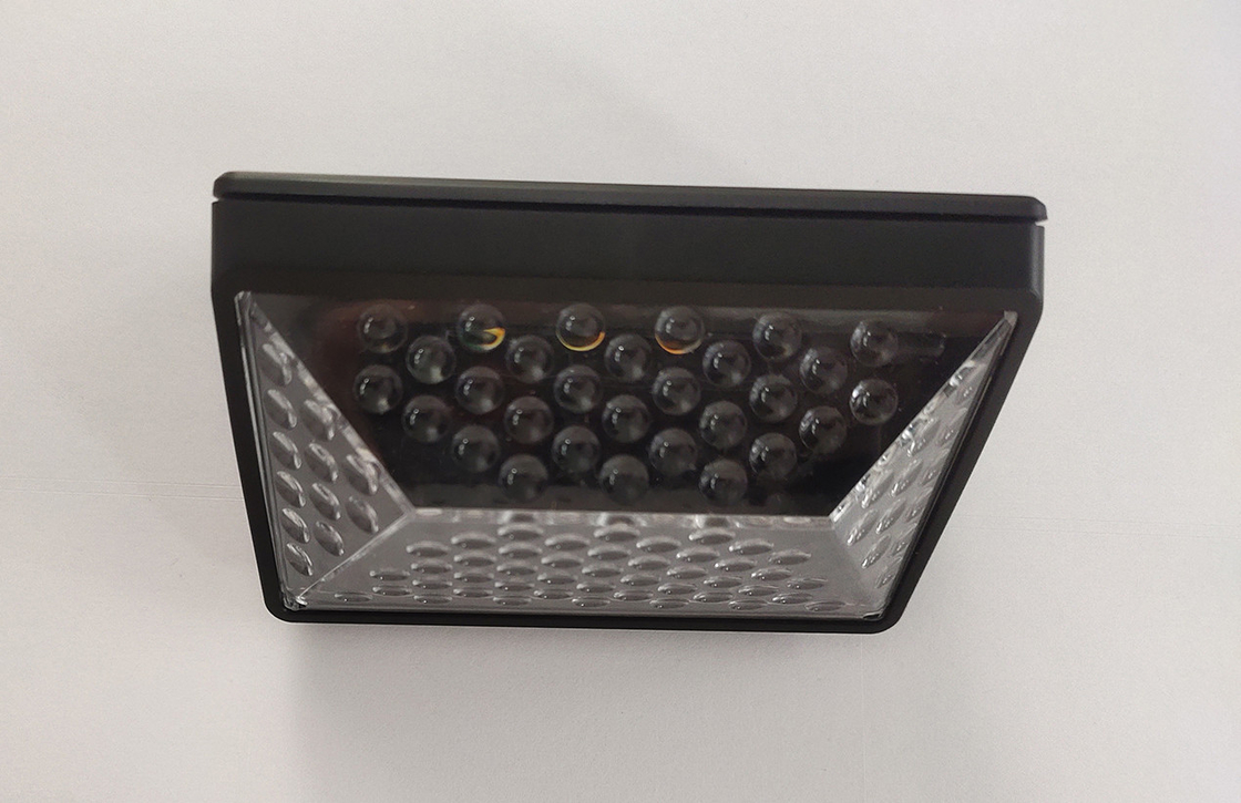 IP67 กันน้ำพลังงานแสงอาทิตย์รั้วไฟ RGB ตกแต่งสำหรับ Outdoor