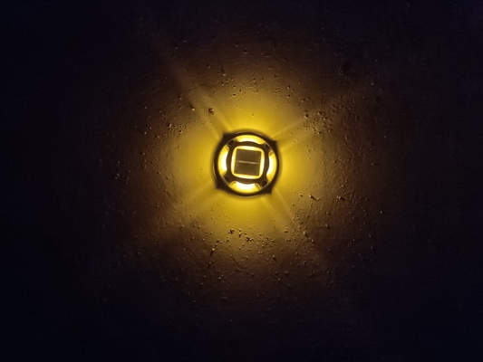 ป้ายบอกทางไร้สาย Solar Dock Light Round Led Outdoor Marker For Walkway 110*22.5 MM