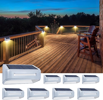 ไฟไฟฟ้า LED ที่ใช้พลังแสงอาทิตย์สําหรับไฟฟ้ากันน้ําภายนอกในสีขาวอบอุ่น / ขาวเย็น / สีฟ้า / RGB การรับประกัน 1-3 ปี